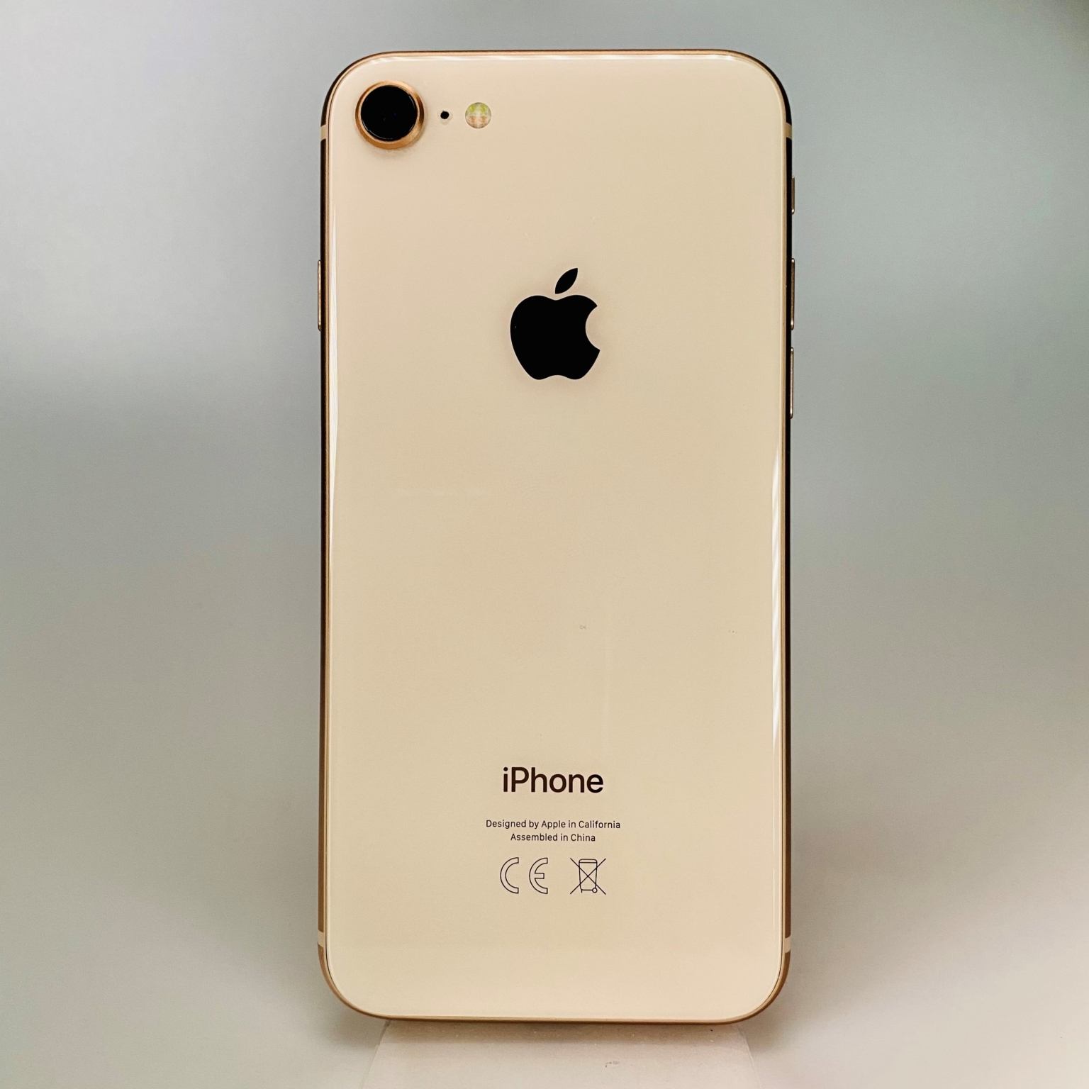 最終値下げ-iPhone 8 Gold •64GB ジャンク品 jup6g-m27513480•400 